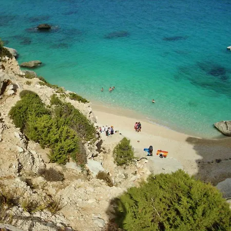 Stunning Bouganvillage * Tanaunella