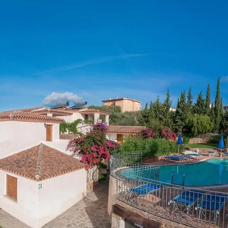 Stunning Bouganvillage Apartamento Tanaunella