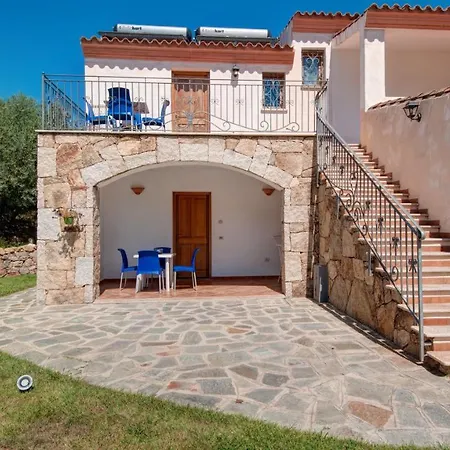 Stunning Bouganvillage * Tanaunella